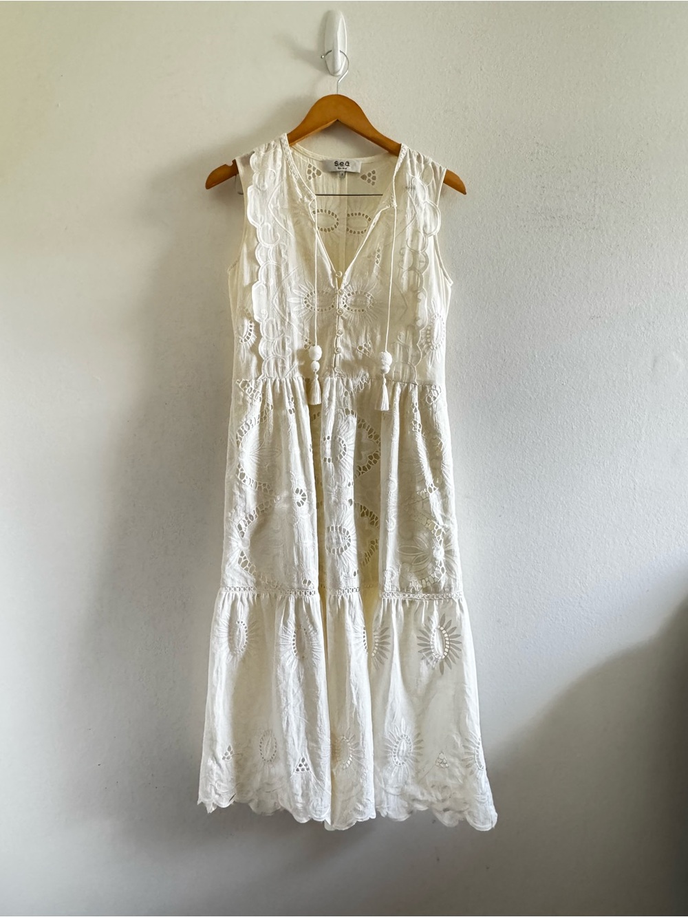 Sea New York Boho Cream Eyelet Embroidered Midi Dress size 2